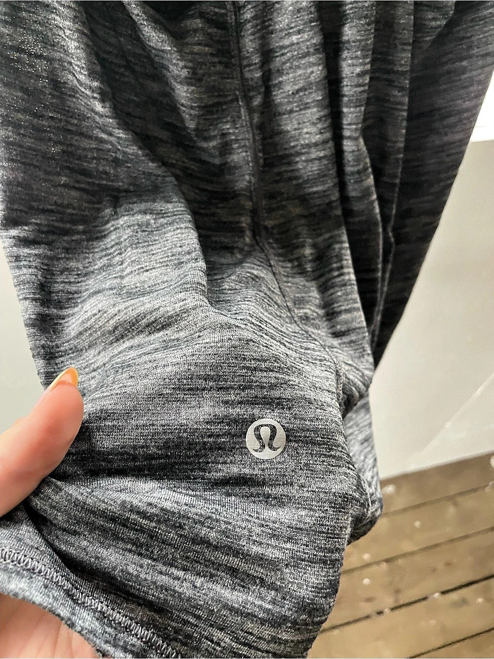 lululemon 105 F Singlet Racerback Tank Black - Picture 3 of 5
